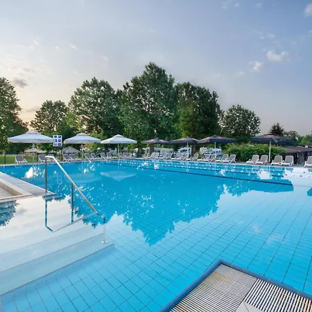 Terme Banovci - Zeleni Gaj فندق 3*